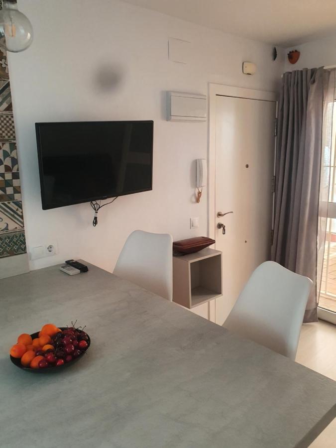 Beautiful Apartment With Terrace San Basilio Sevilla Exterior foto